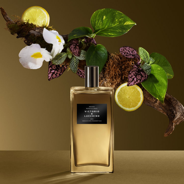 Imagen de Victorio & Lucchino Perfume De Hombre Edt 150Ml - Seducción Magnetica N°3