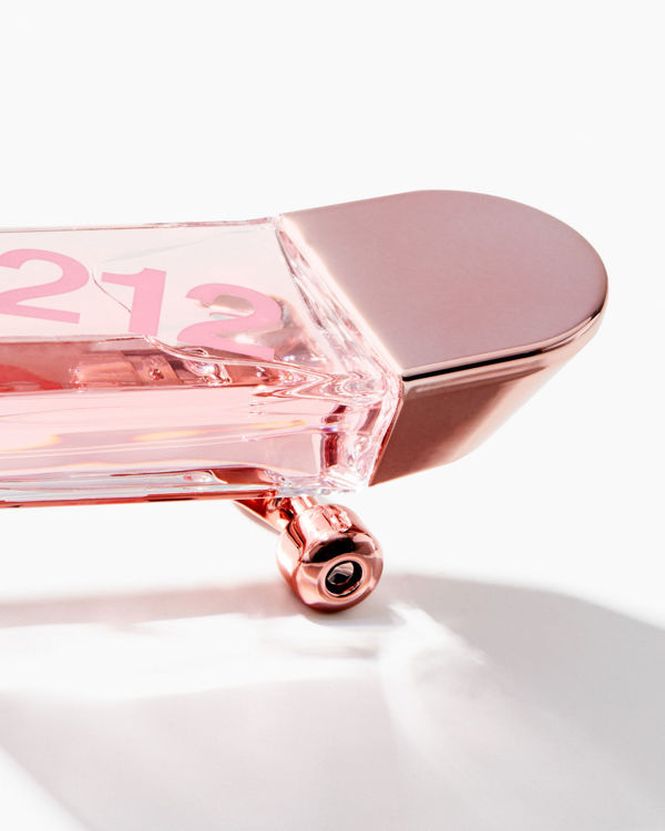 Imagen de Carolina Herrera 212 Heroes Perfume de Mujer 30 ml