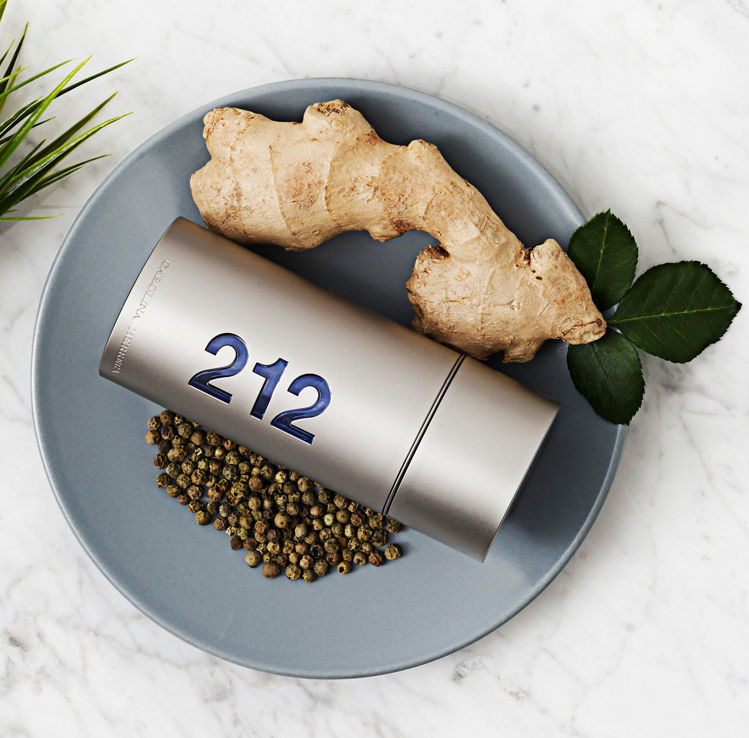 Imagen de Carolina Herrera 212 Men Perfume de Hombre 30 ml