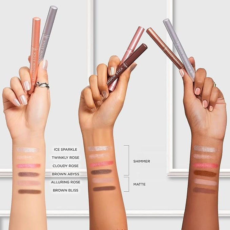 Imagen de L'Oreal París Sombra de Ojos  Hypnoteyes Le Shadow Stick - 118 Cloudy Rose